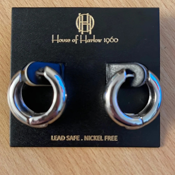 NWT House of Harlow Huggie Earrings - Picture 1 of 6